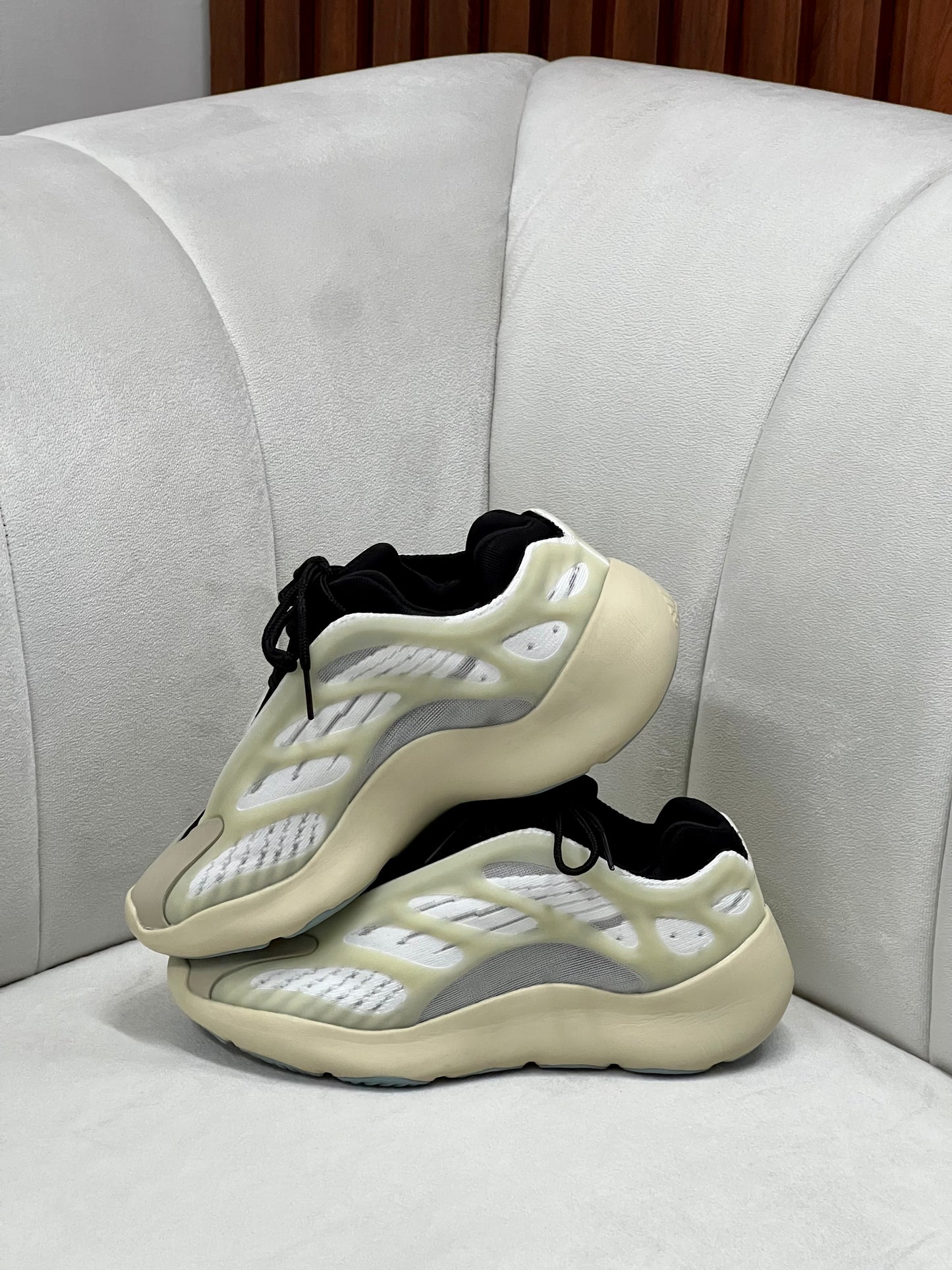 Adidas Yeezy 700 V3 Azael