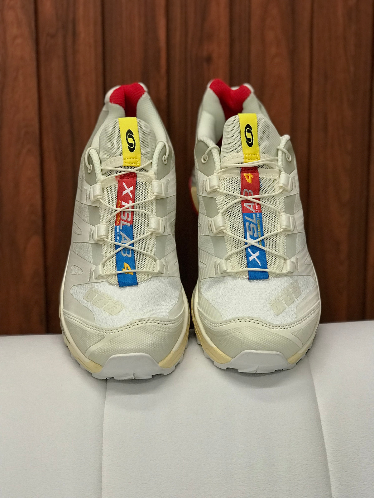 Salomon XT 4 OG Vanilla Ice Fiery