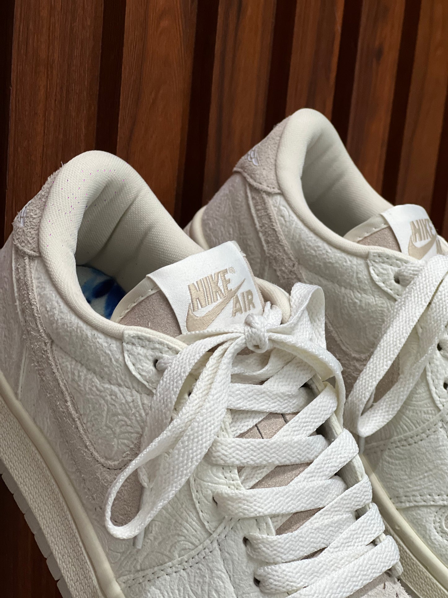 Nike Air Jordan 1 Retro Low OG Chris Paul Give Them Flowers