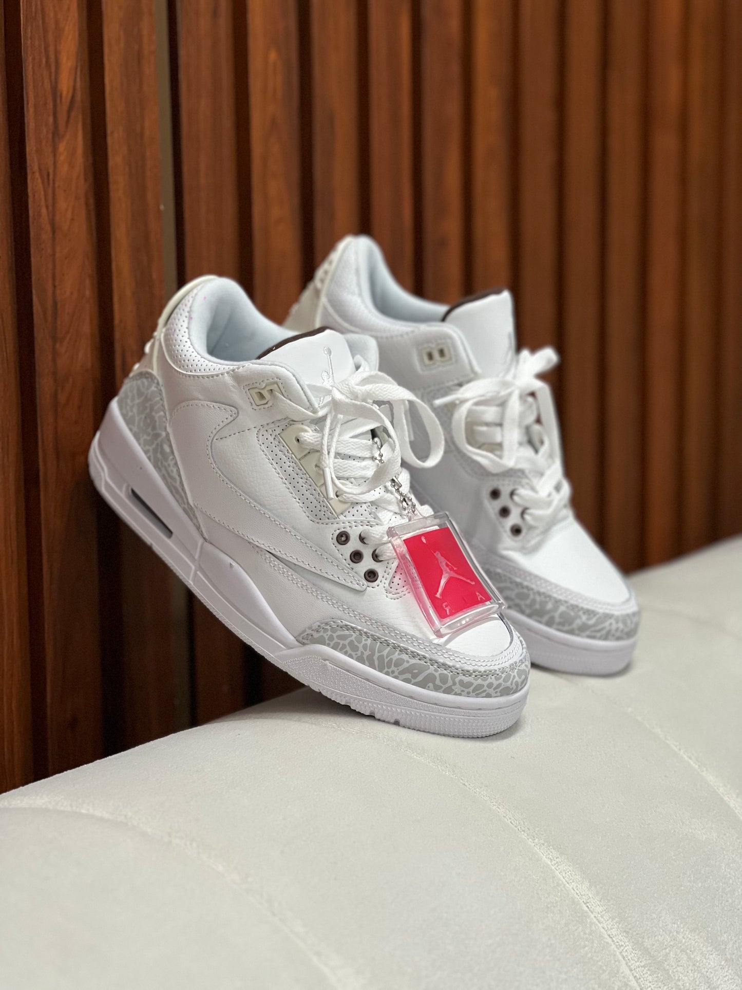 Nike Air Jordan 3 Retro X Travis Scott