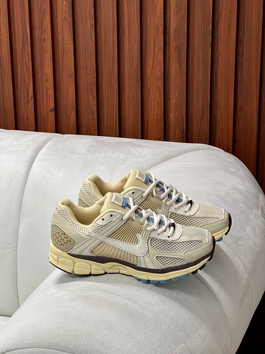 Nike Air Zoom Vomero 5 Oatmeal Beige