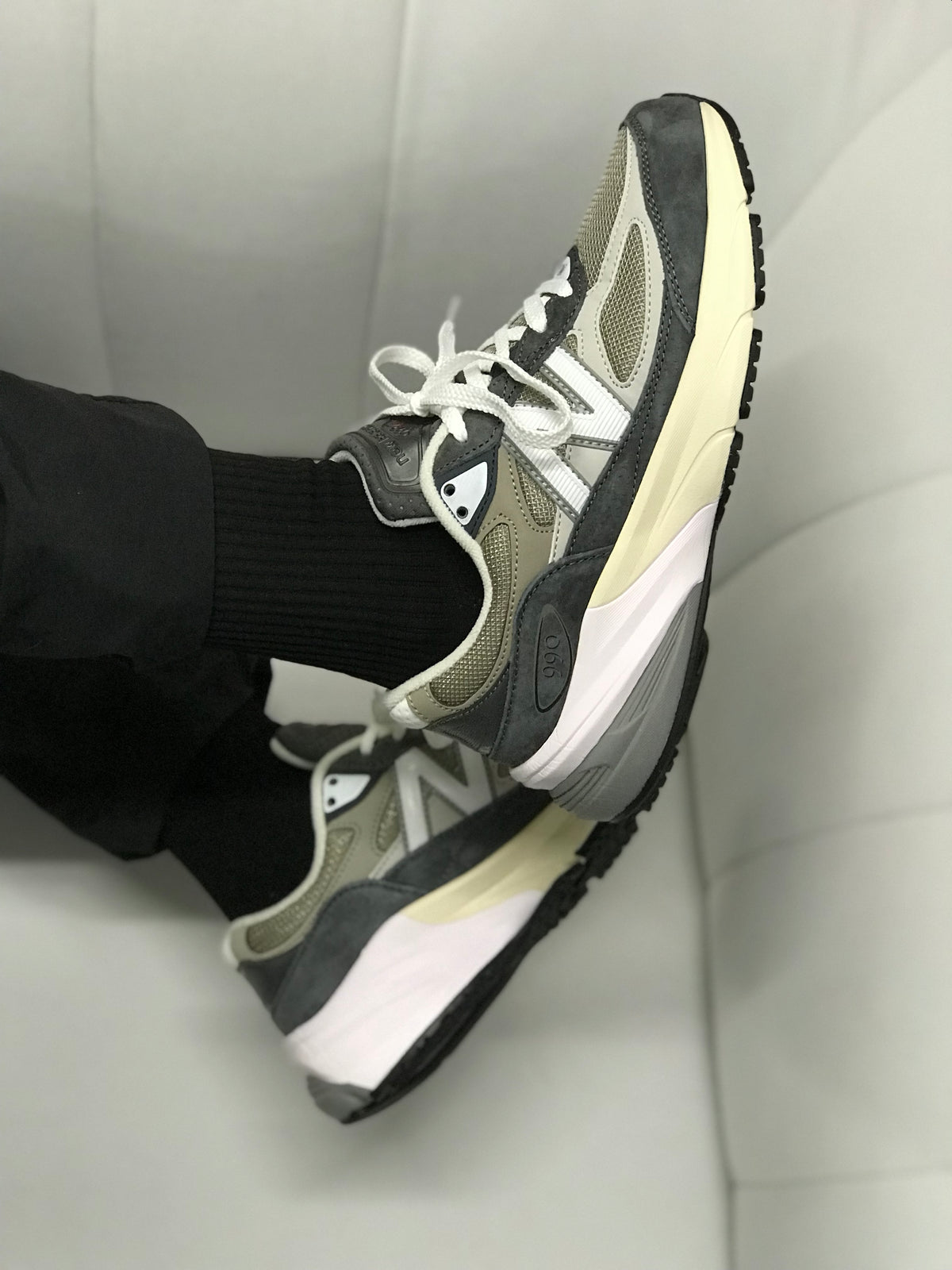 New Balance 990v6 Castlerock Moonrock