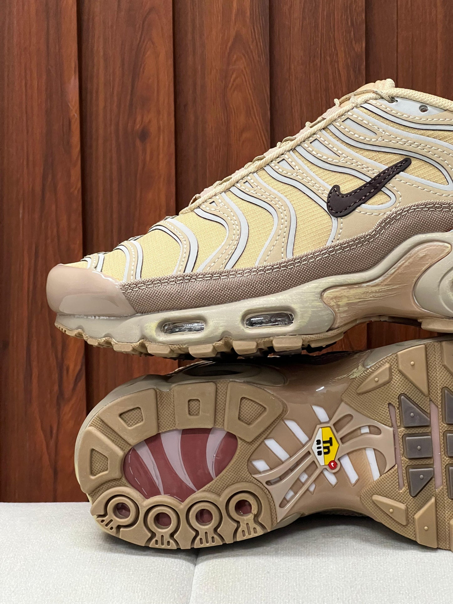 Nike Air Max TN Plus Sesame