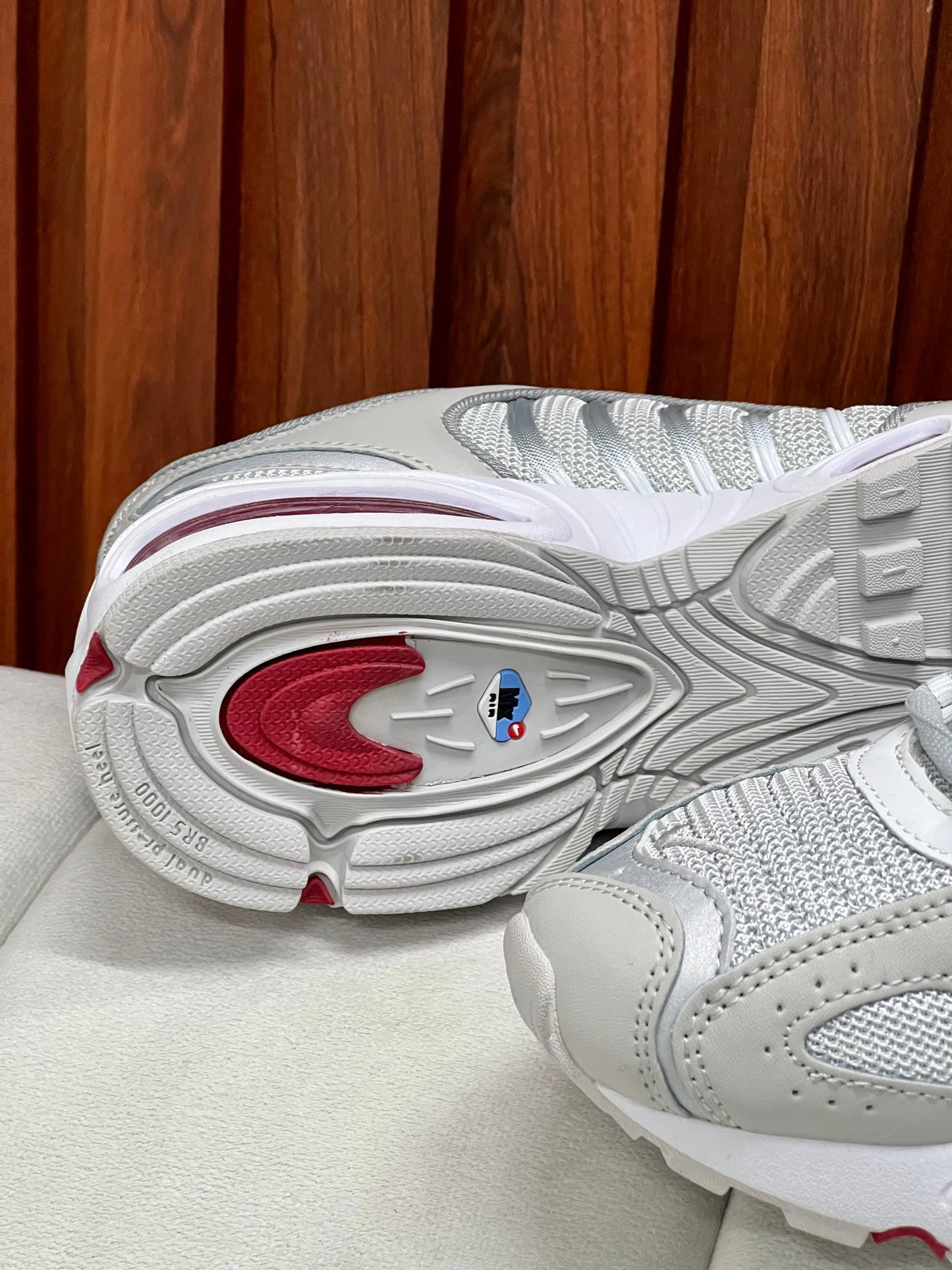 Nike Air Max Tailwind 4