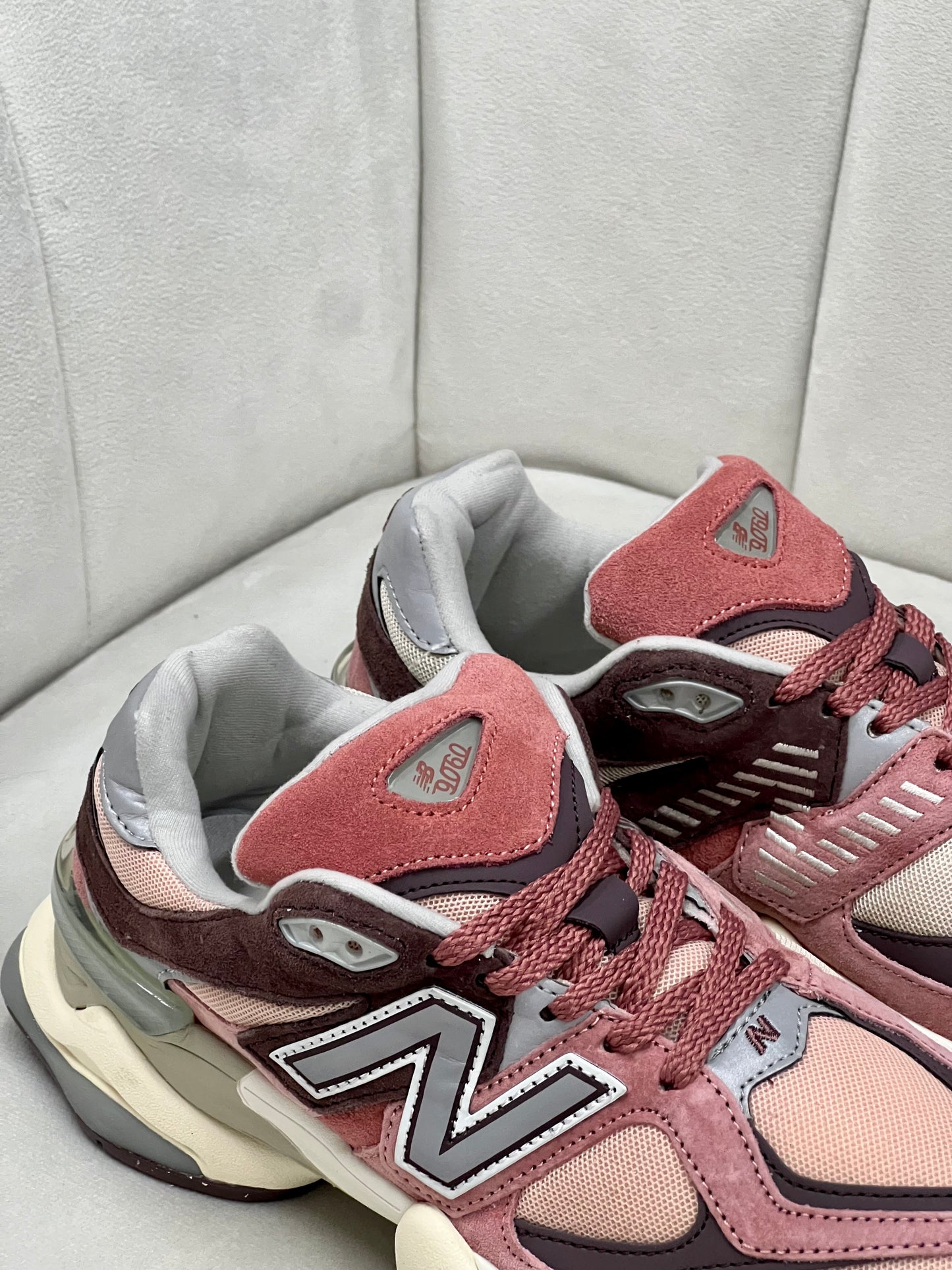 New Balance 9060 Cherry Blossom