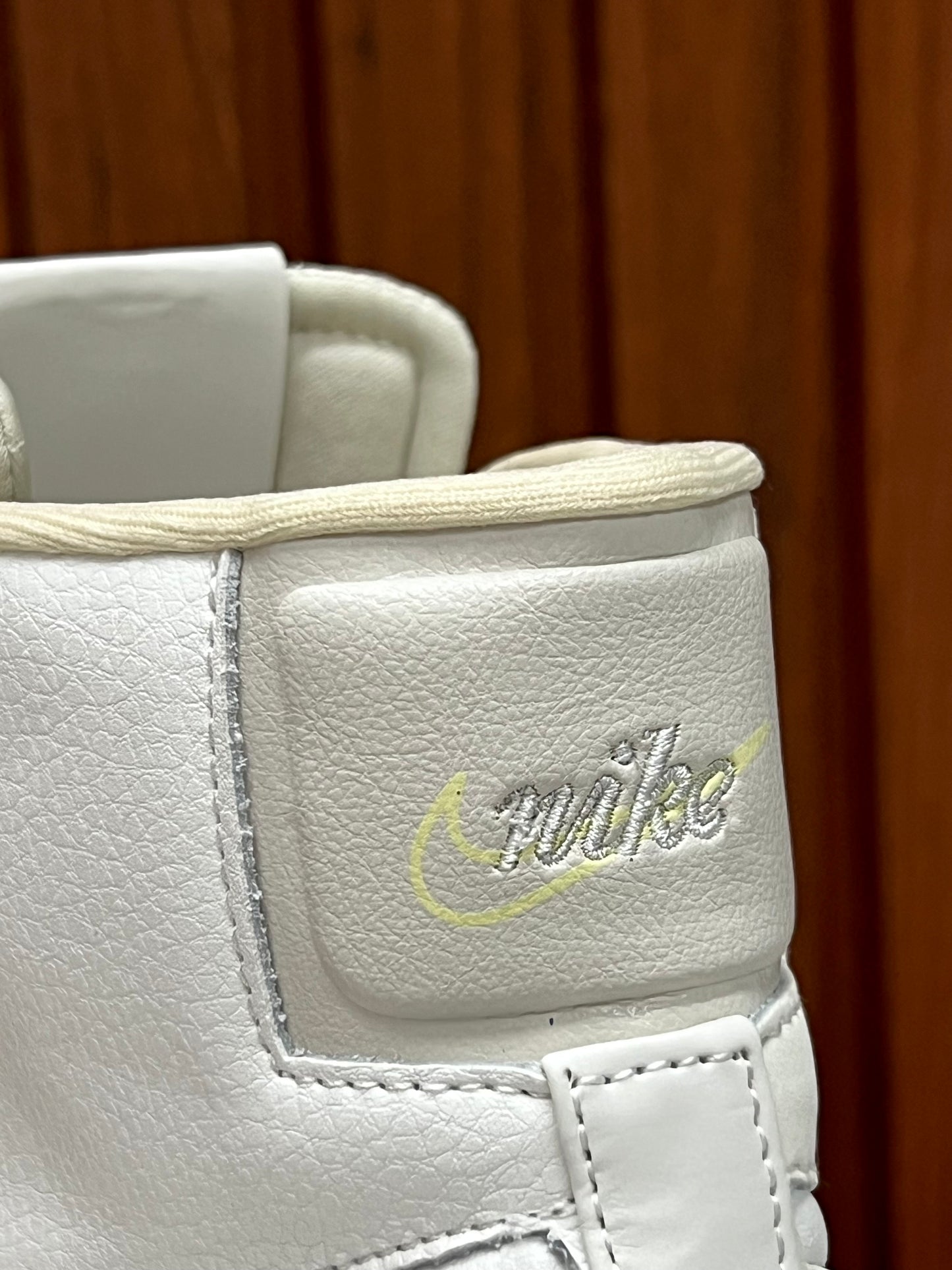 Nike Blazer Mid Victory