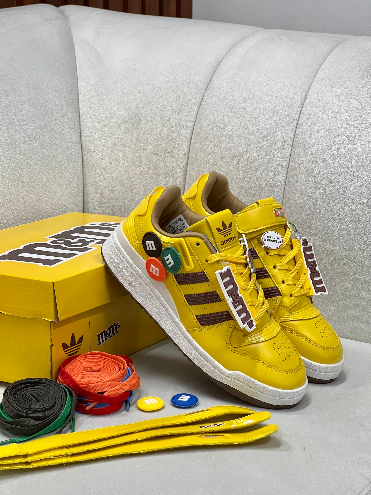 Adidas Forum Low
M&M's