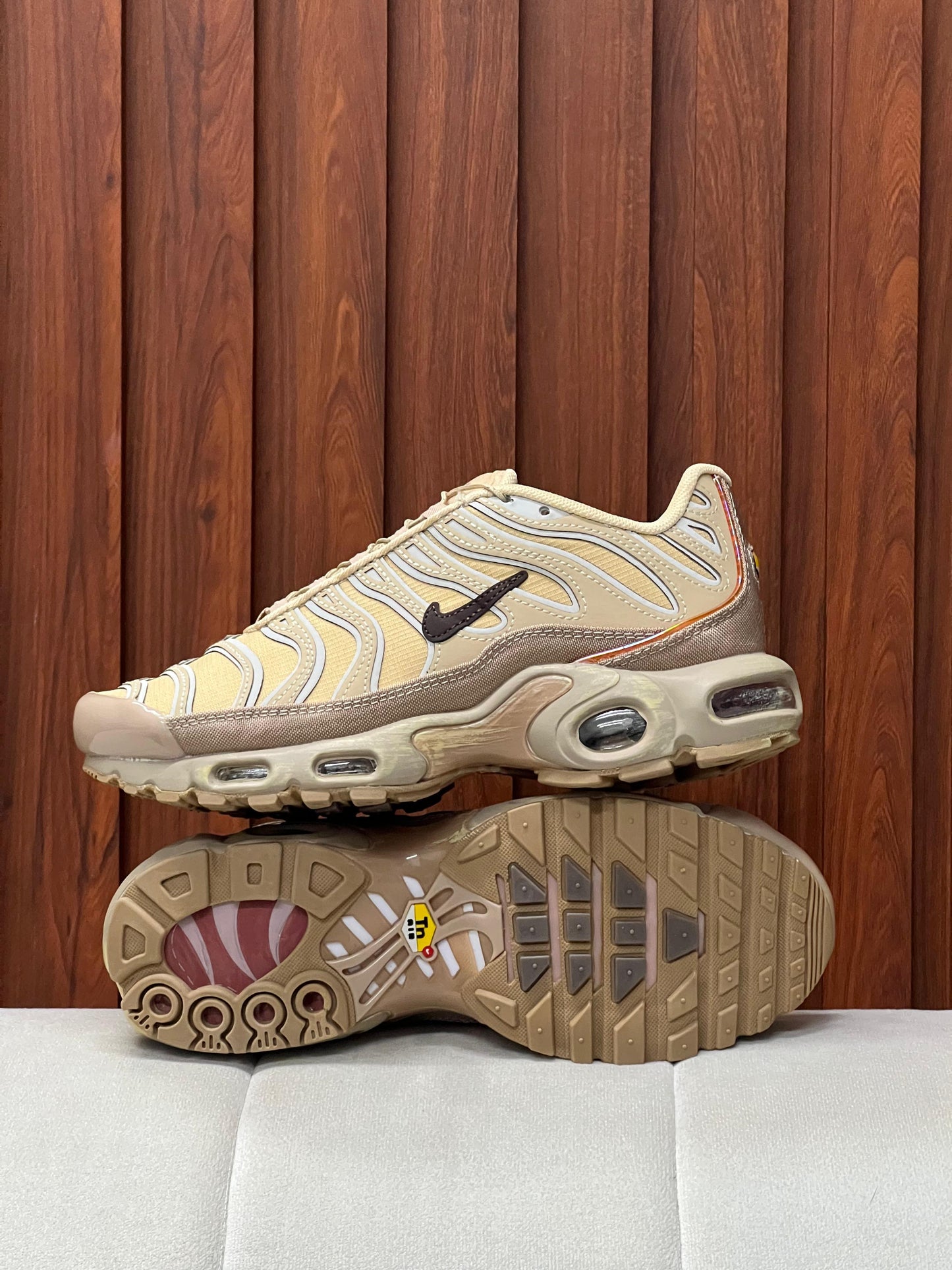Nike Air Max TN Plus Sesame